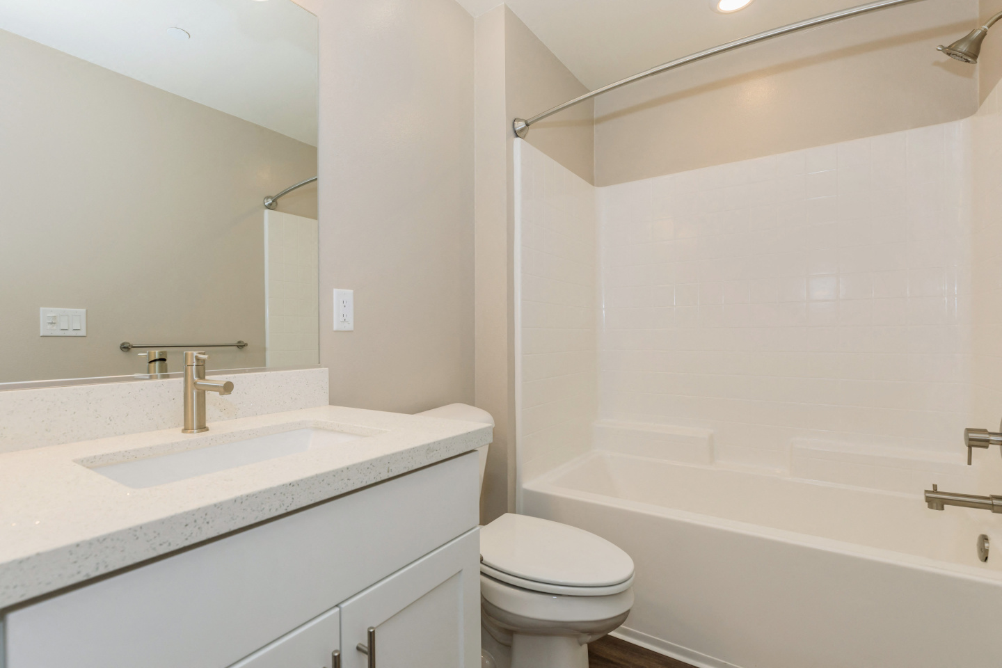 Los Alamitos Luxury Apartments Image 57