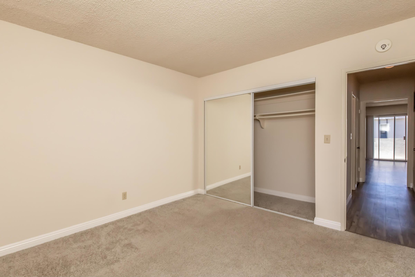 Ocean West Apartments Image 36