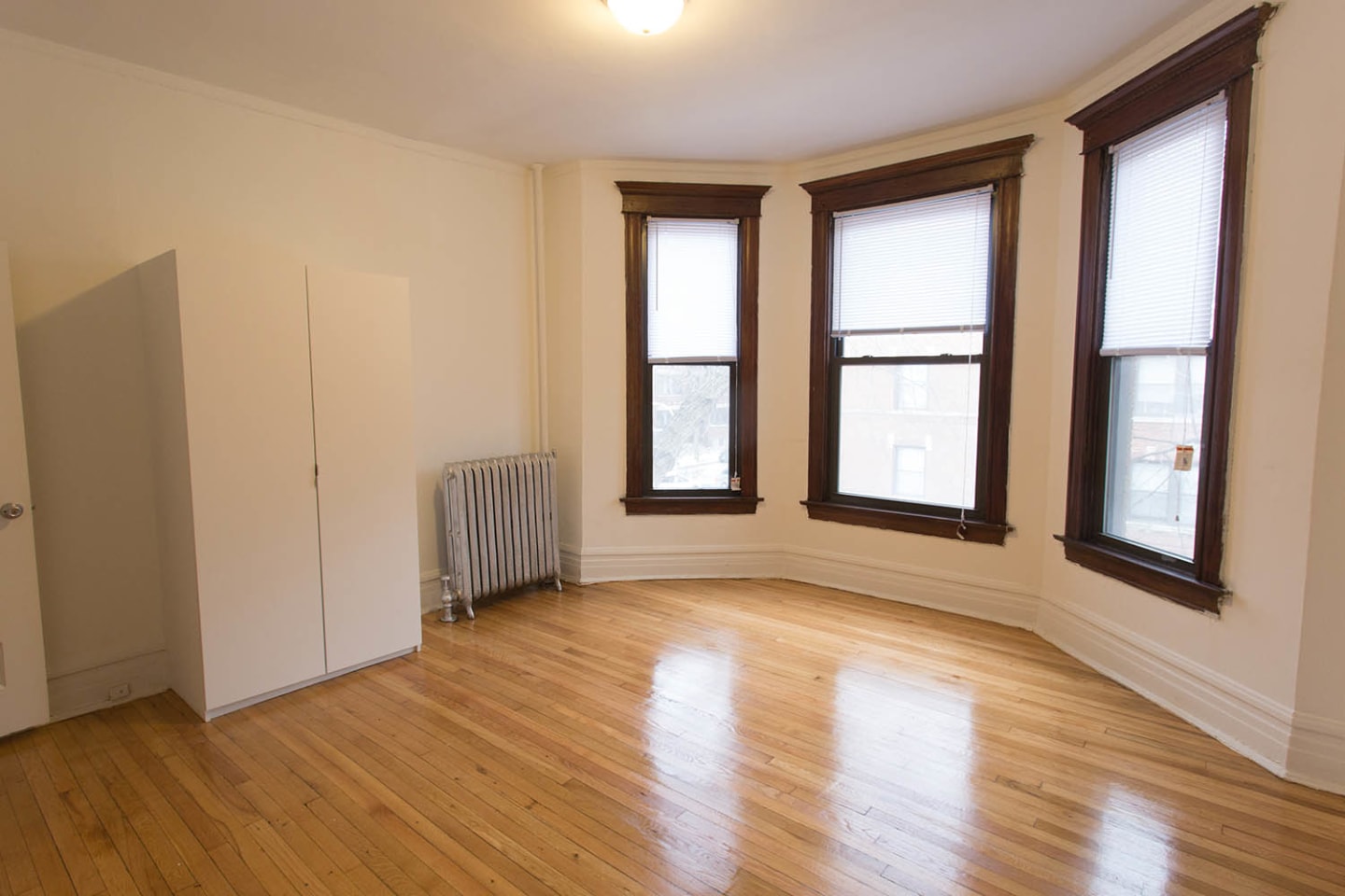 5401-5403 S. Woodlawn Avenue Image 14