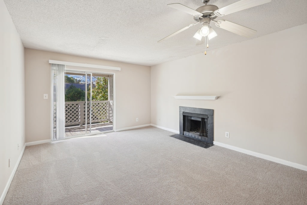 Cypress Pointe Apartment Homes Image 22