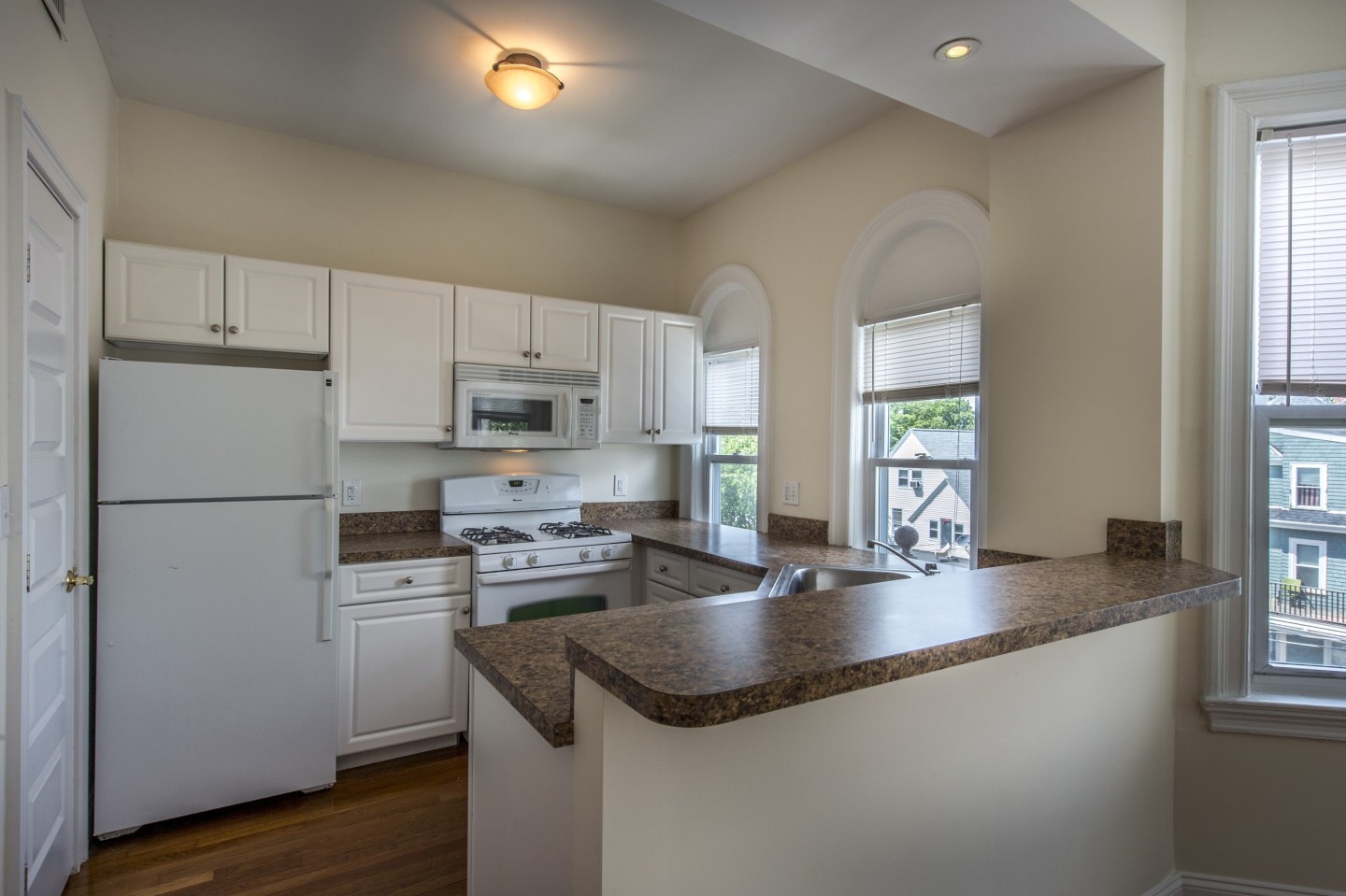 Ashford Street Apartments Image 4