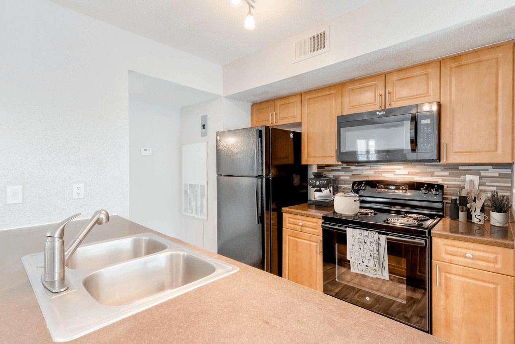 Affordable Housing - Central on the Green Apartment Homes Image 50