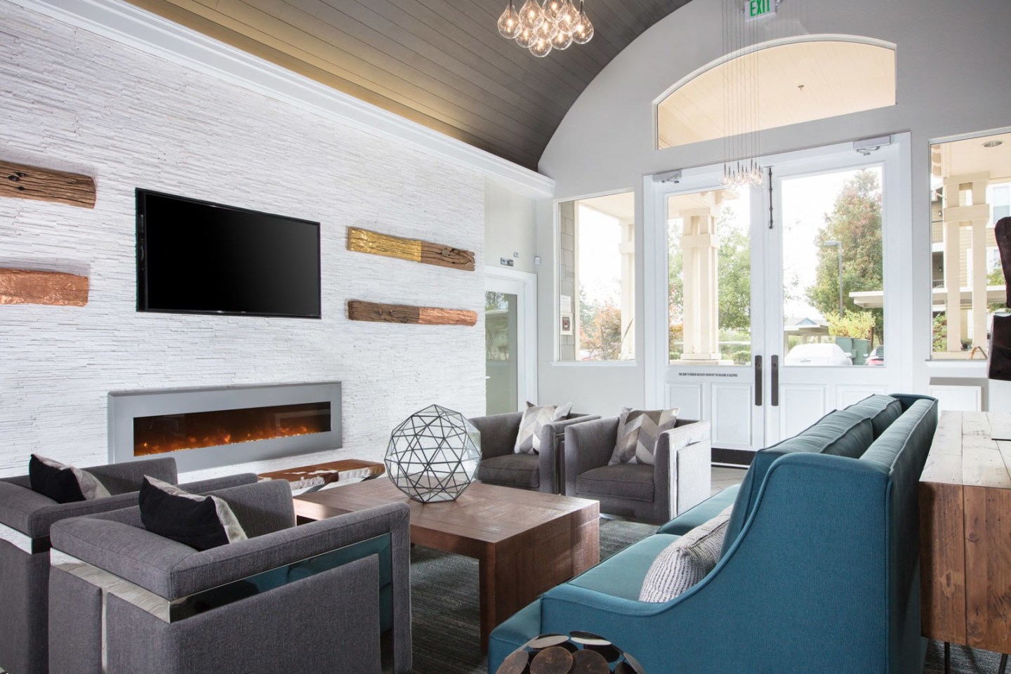 Montrachet Apartment Homes Image 10