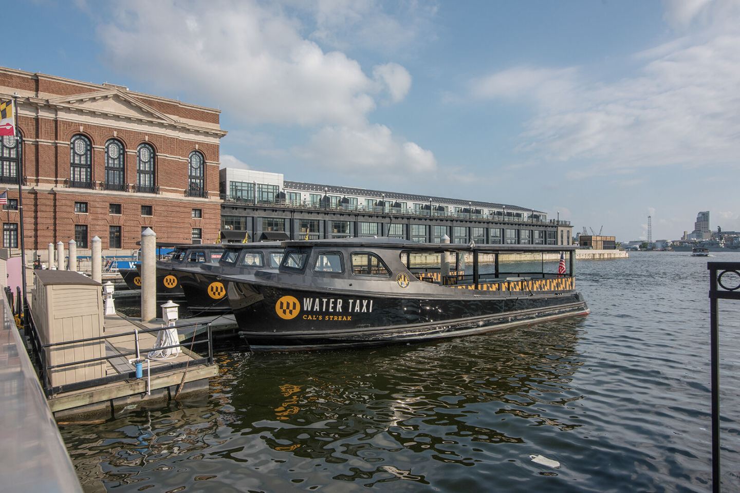The Crescent at Fells Point Image 12
