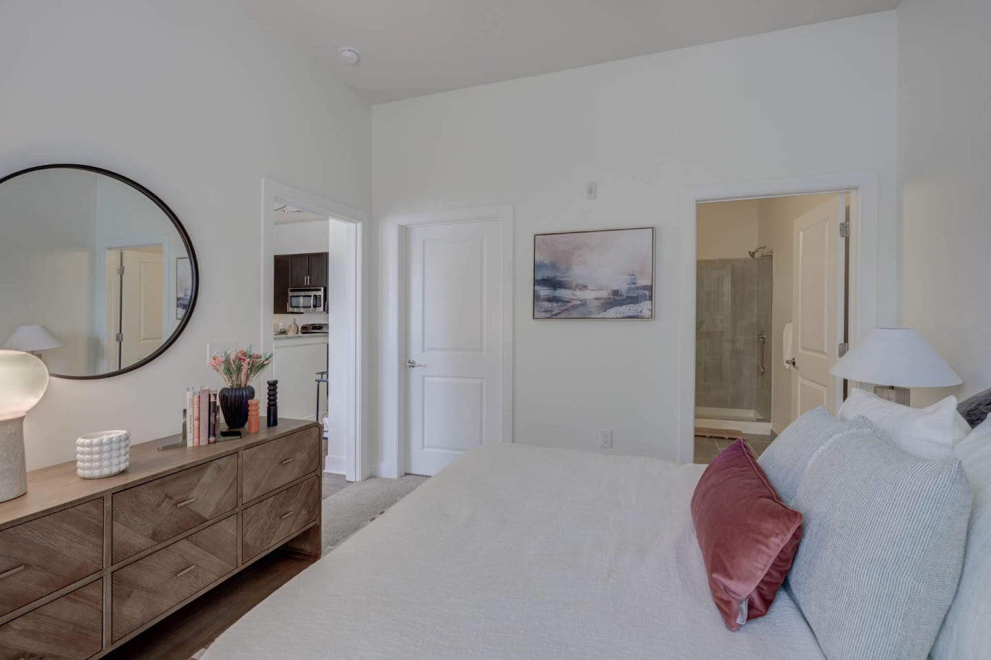 The Lincoln Apartments Image 31