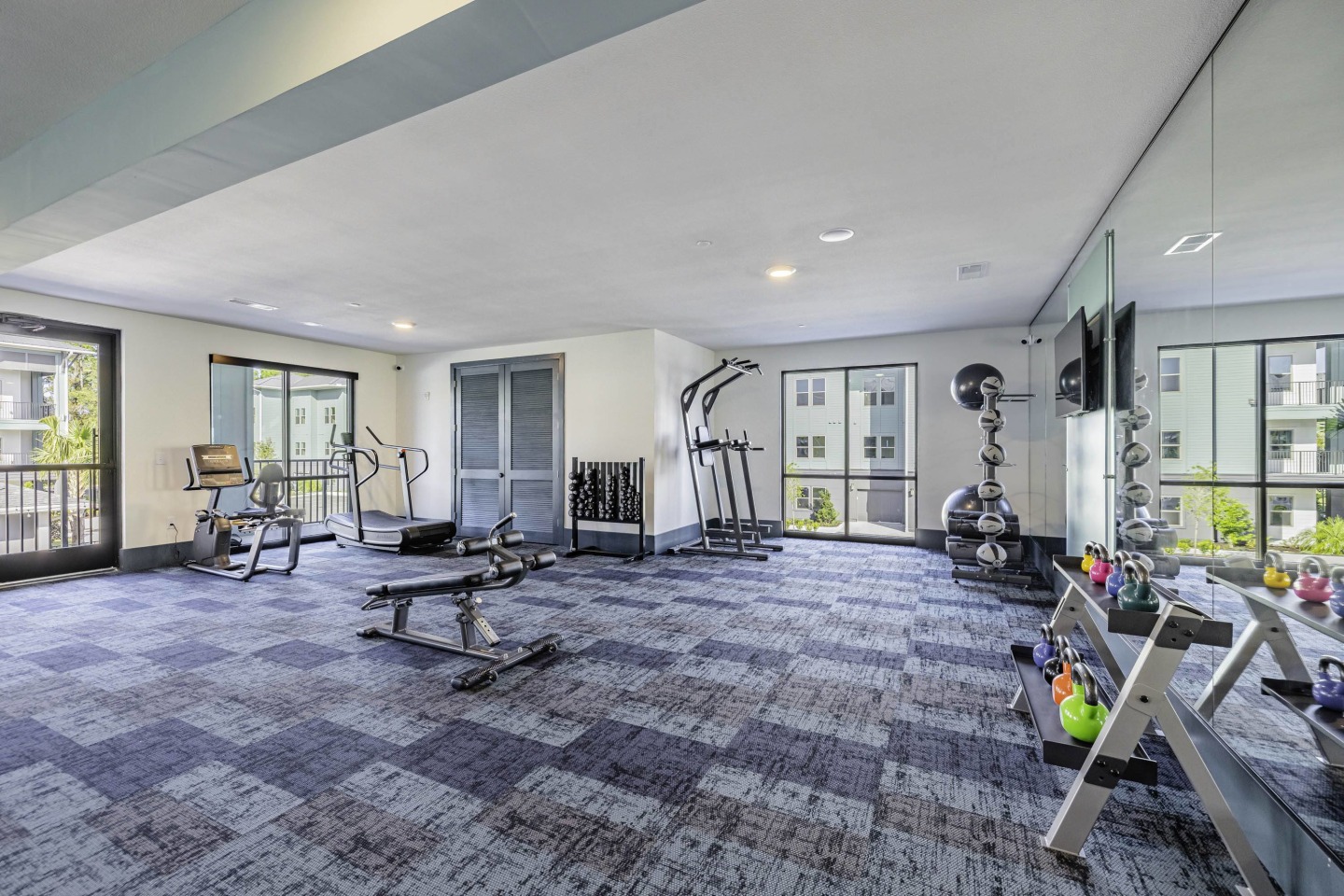 Forena Luxury Living Image 14
