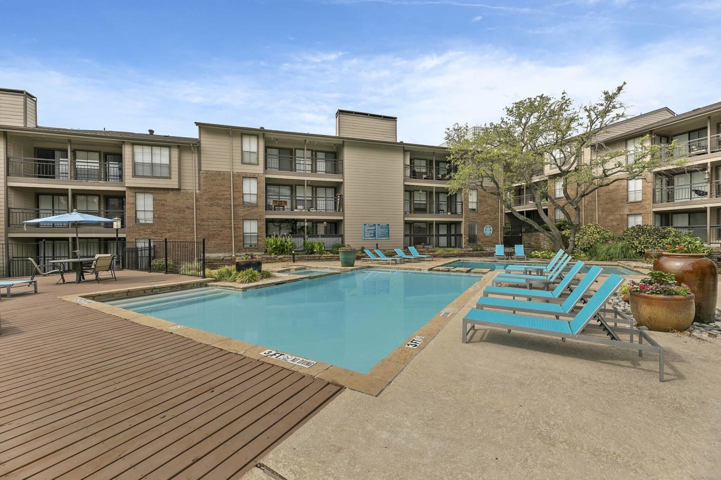 Lakeside Apartments Image 18