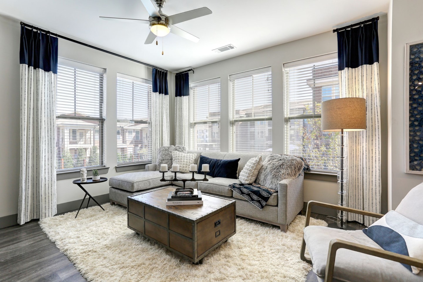 The Sawyer at One Bellevue Place Image 4