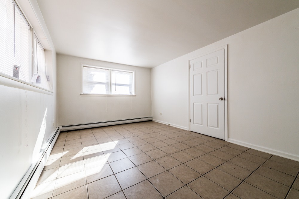 812 S 19th Avenue - Pangea Apartments Image 4