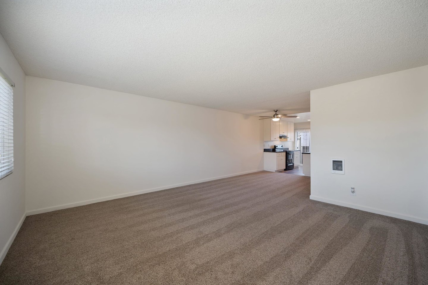Coast Village Apartment Homes Image 15