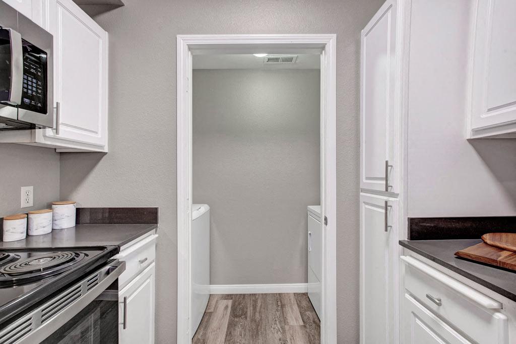 Broadleaf Apartments Image 63