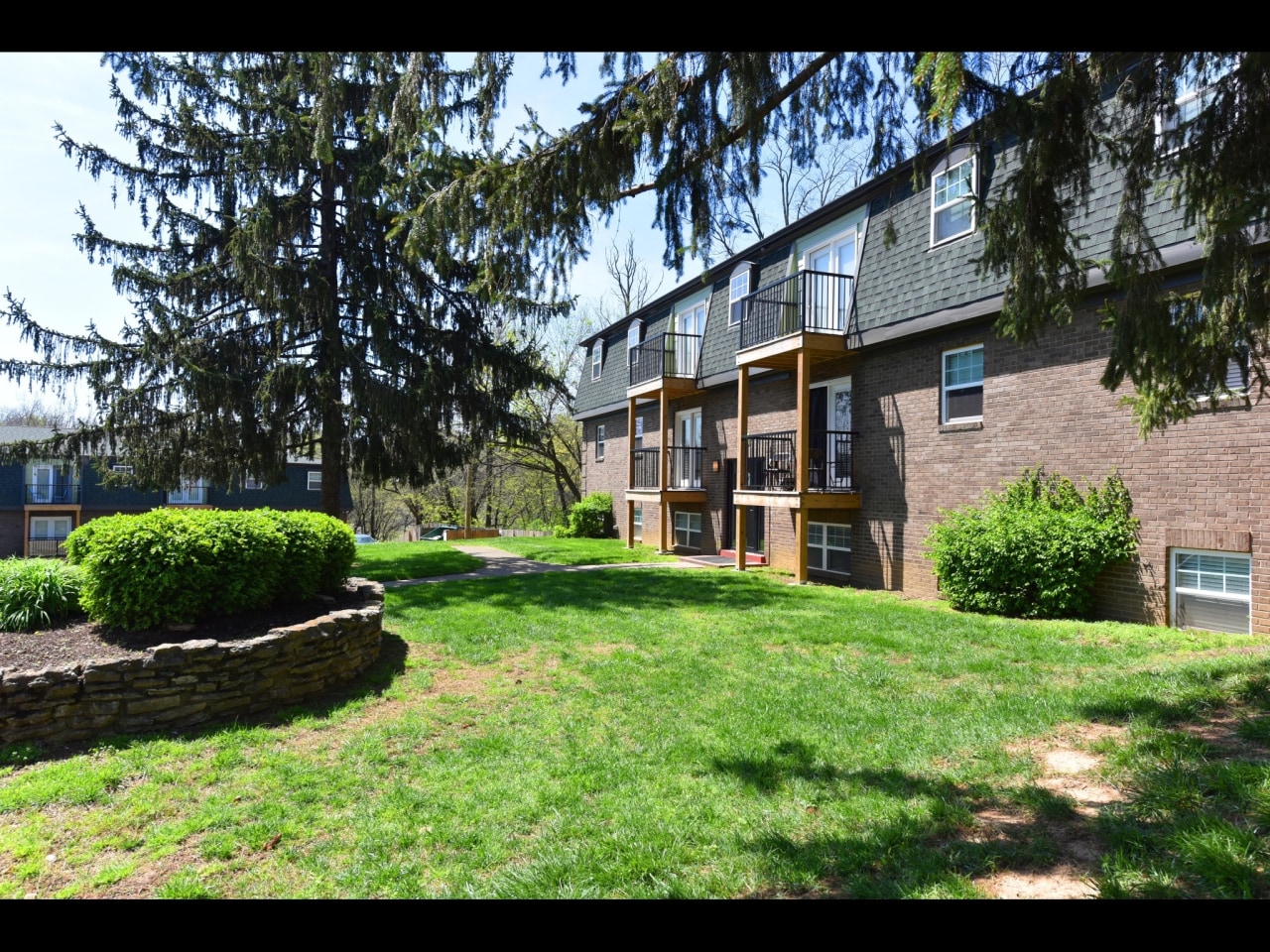 The Views at Crescent Hill Image 20
