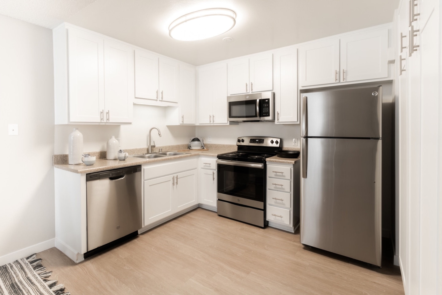 Pacific Pointe Image 12