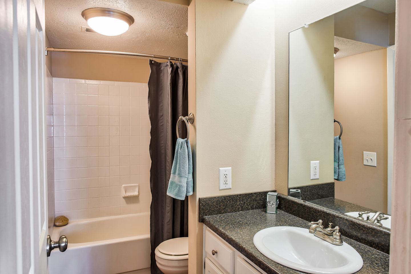 Scandia Apartment Homes Image 16