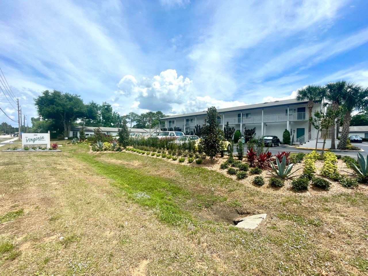 The Virginia Apartments Image 12