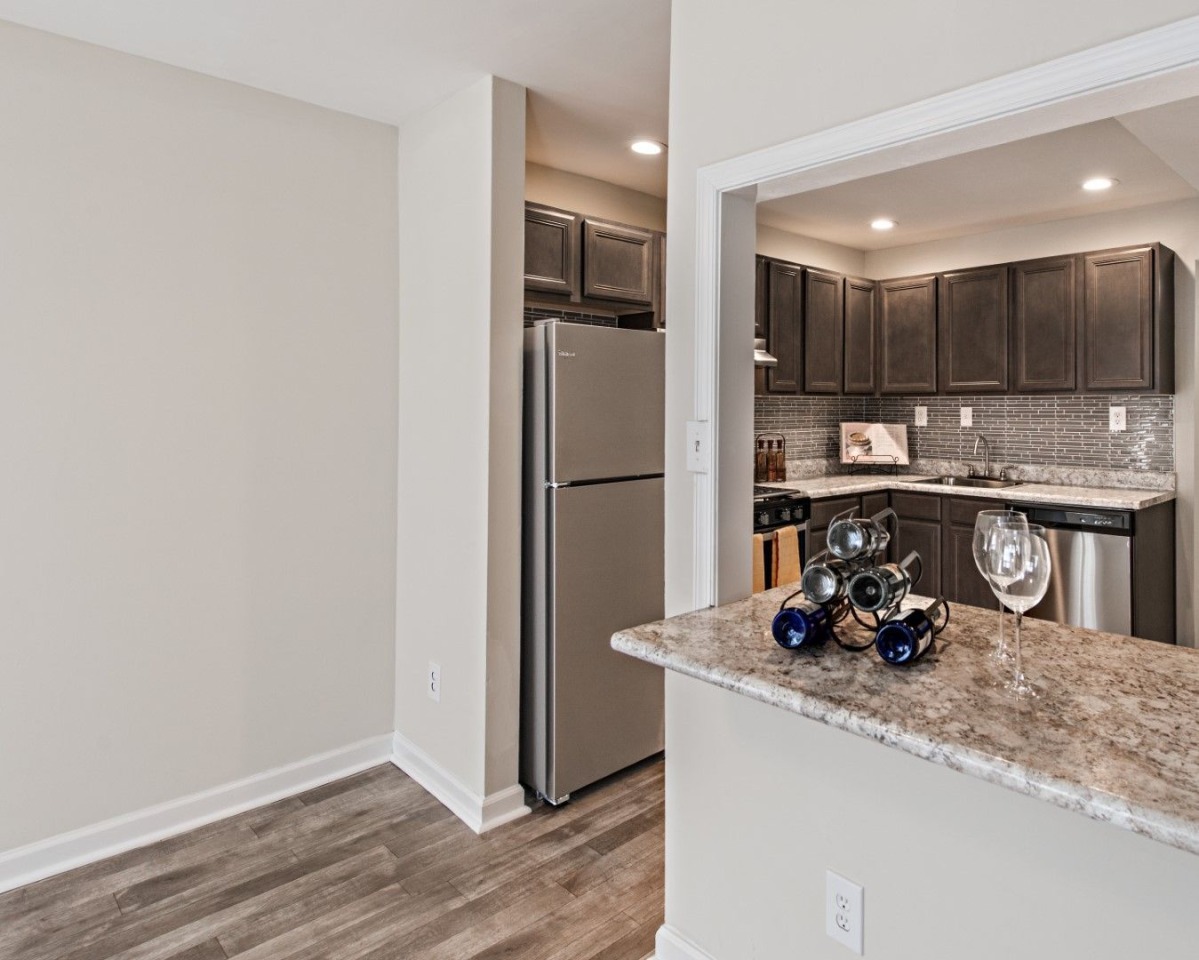 Thalia Gardens Apartments and Townhomes Image 7