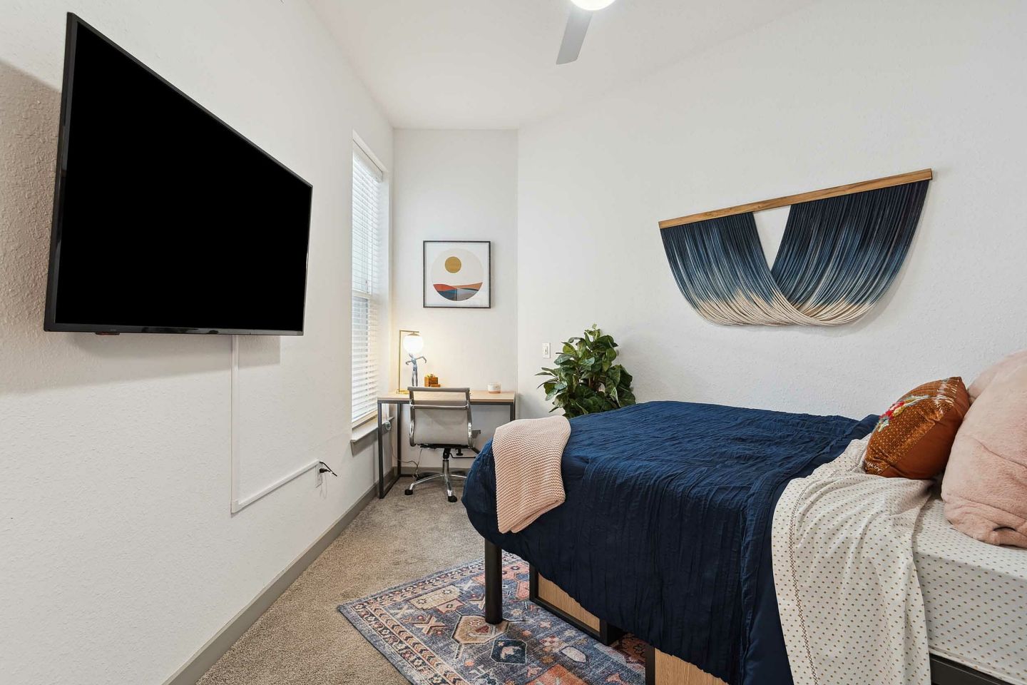Student Housing-East Village Image 17