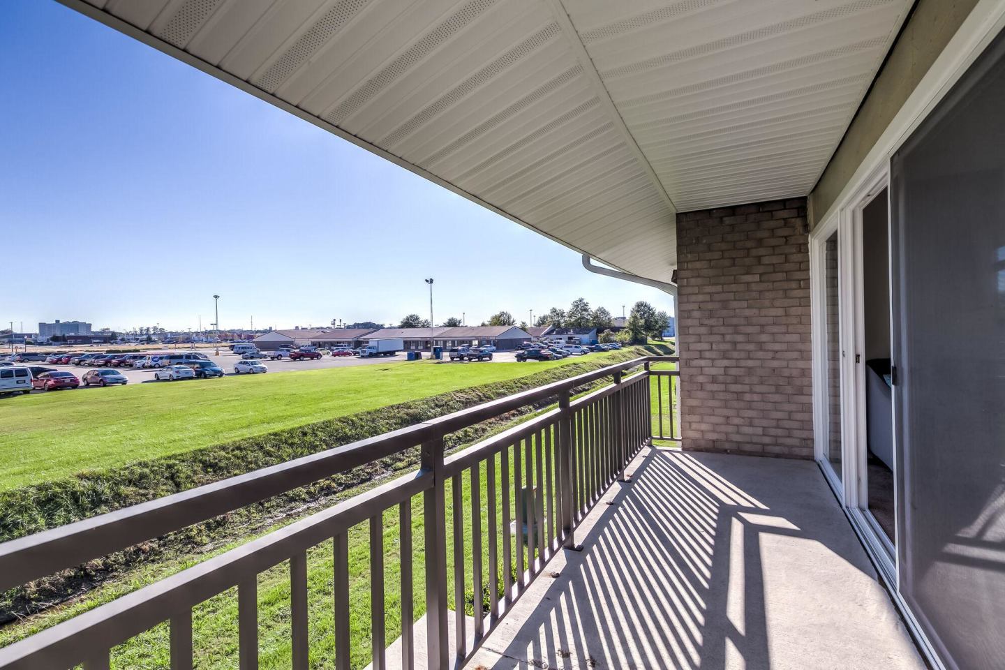 Peninsula Grove Apartments at Town Center Image 12