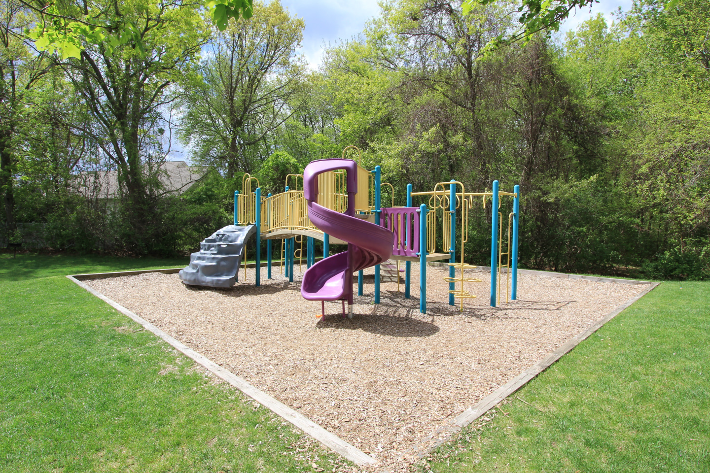 Westgate Apartments Image 1