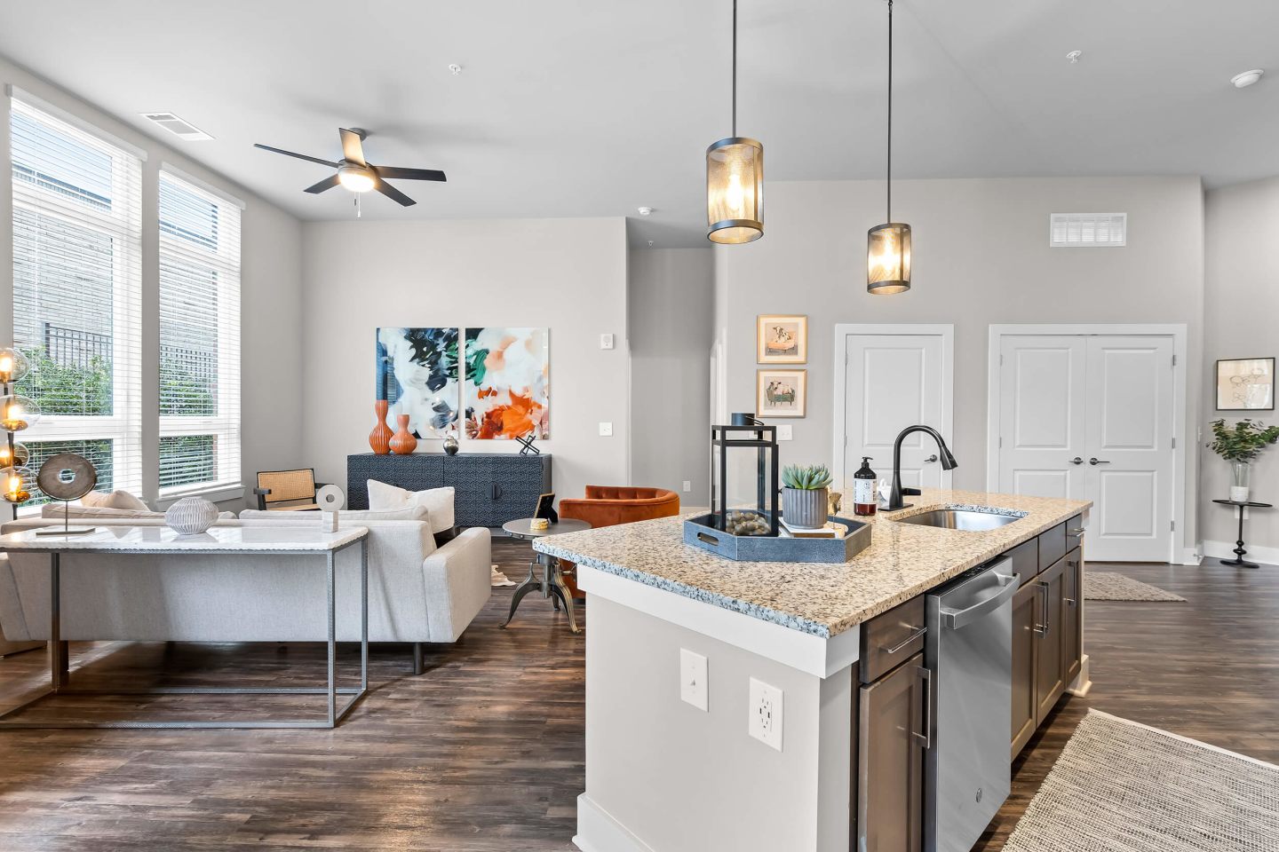 408 Jackson Image 20