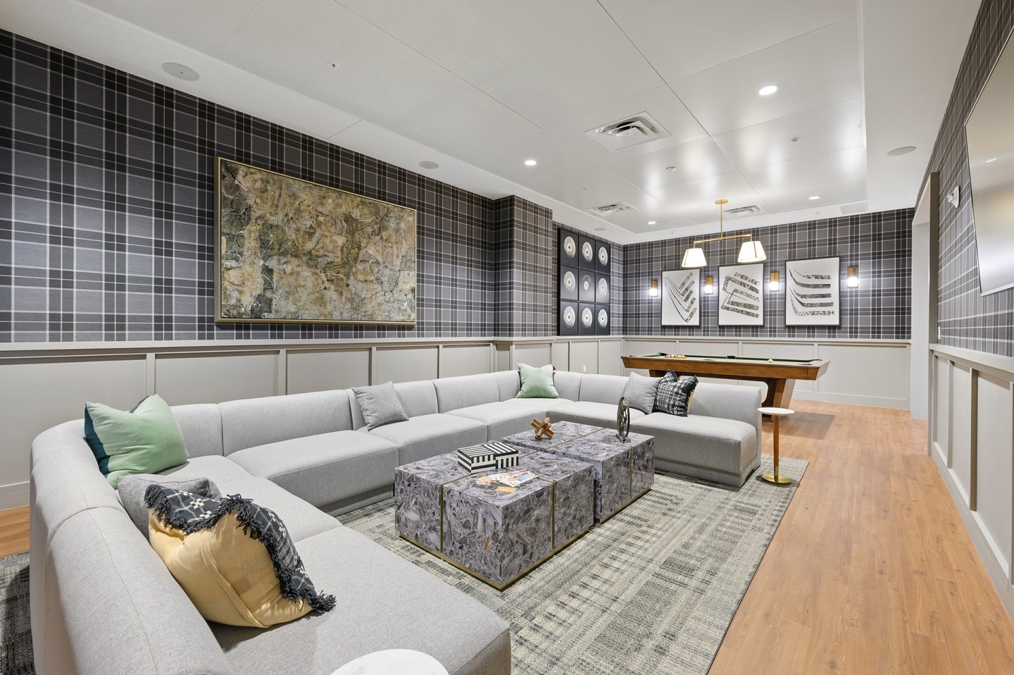 The Victor Luxury Apartments Image 21