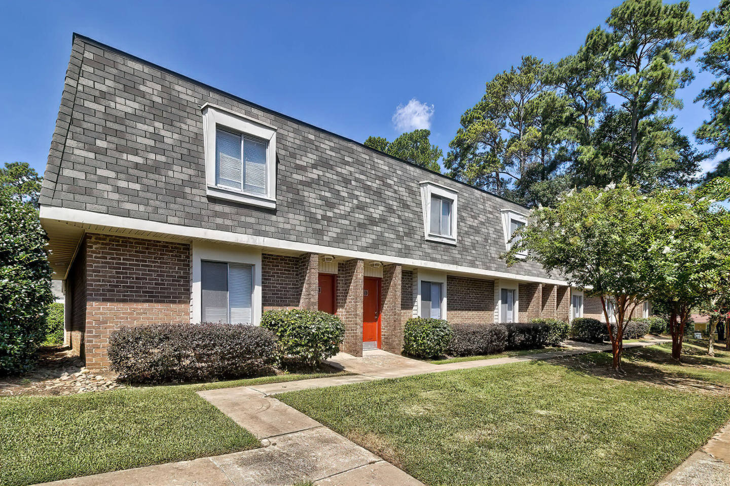 The Farrington Apartment Homes Image 24