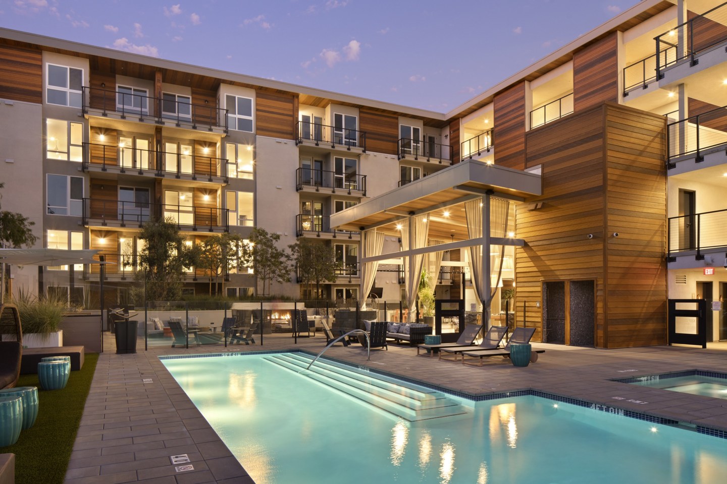 AMLI Marina Del Rey Image 16