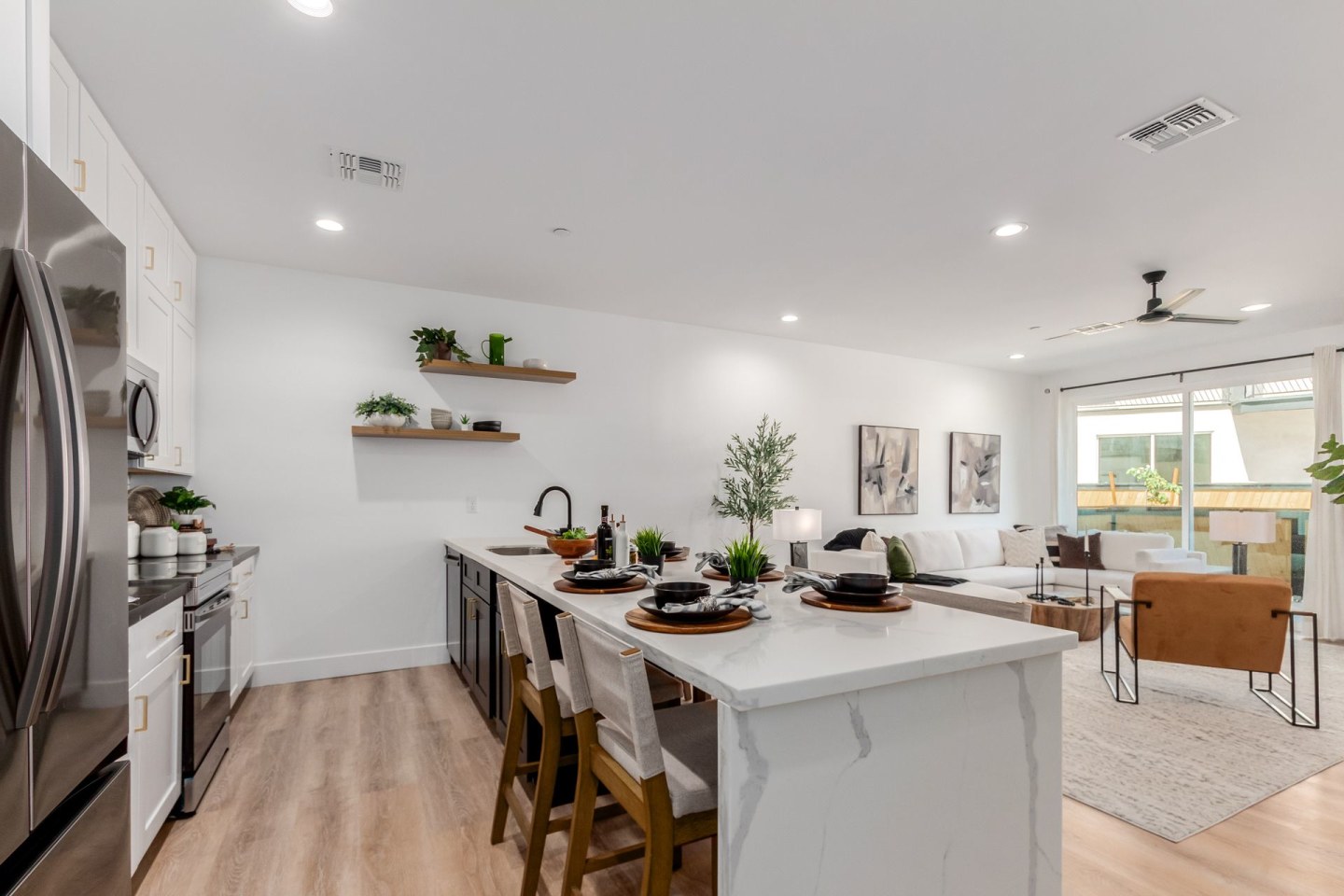 CJ Luxury Townhomes Image 11