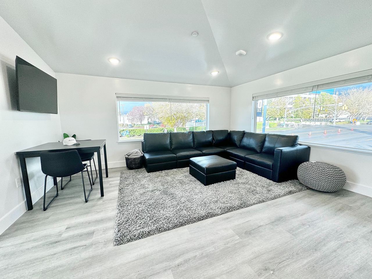The Freehand Apartments Image 51