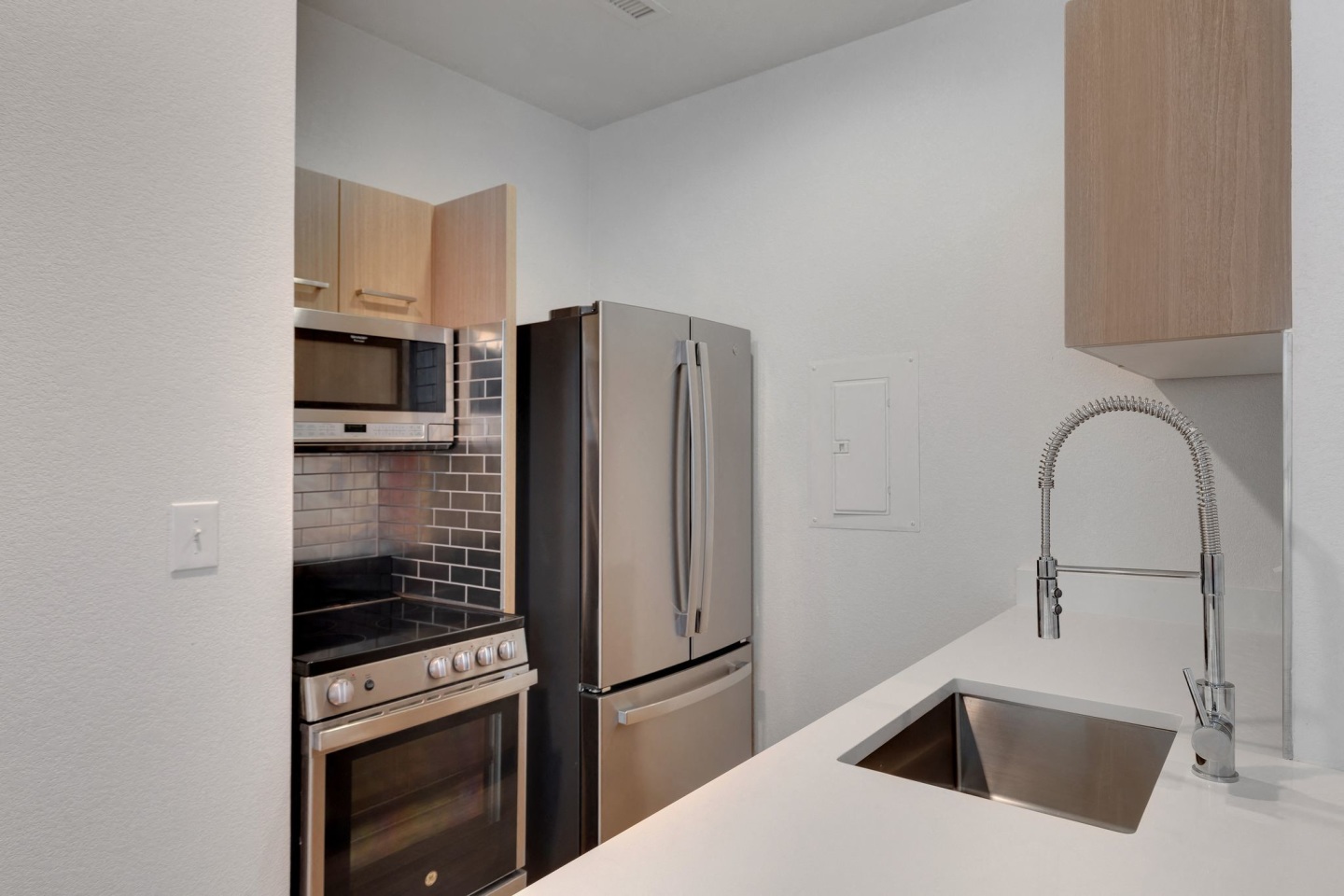 AVIA Apartments on Alpha Image 11