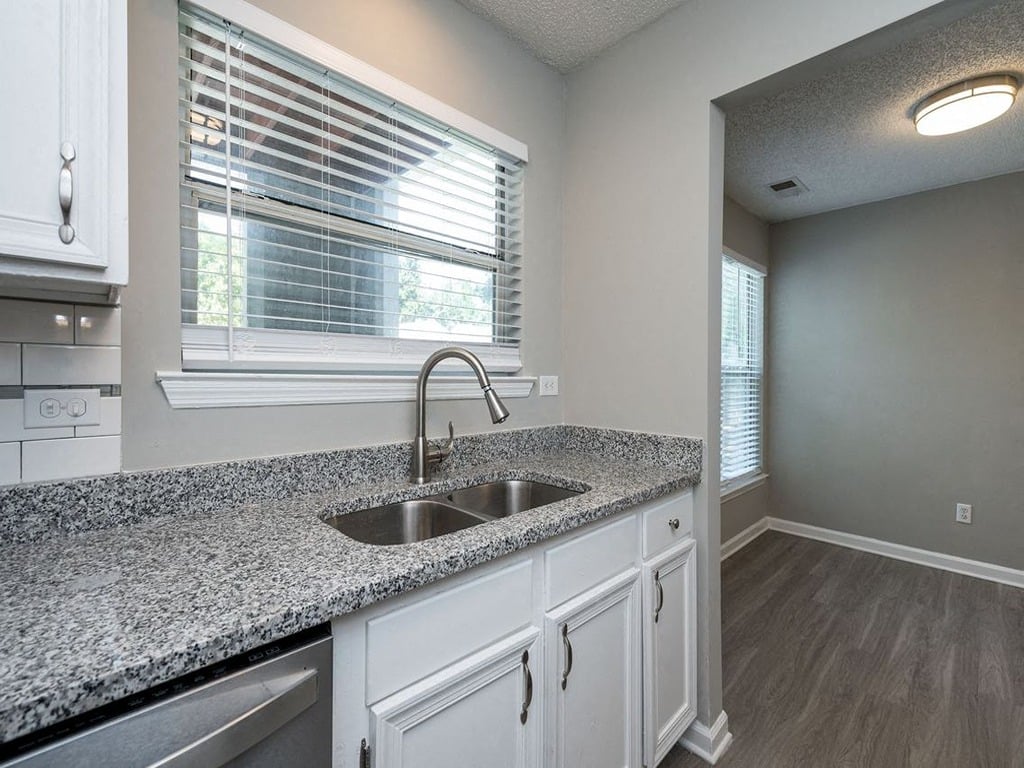 Willow Bend Apartments Image 14