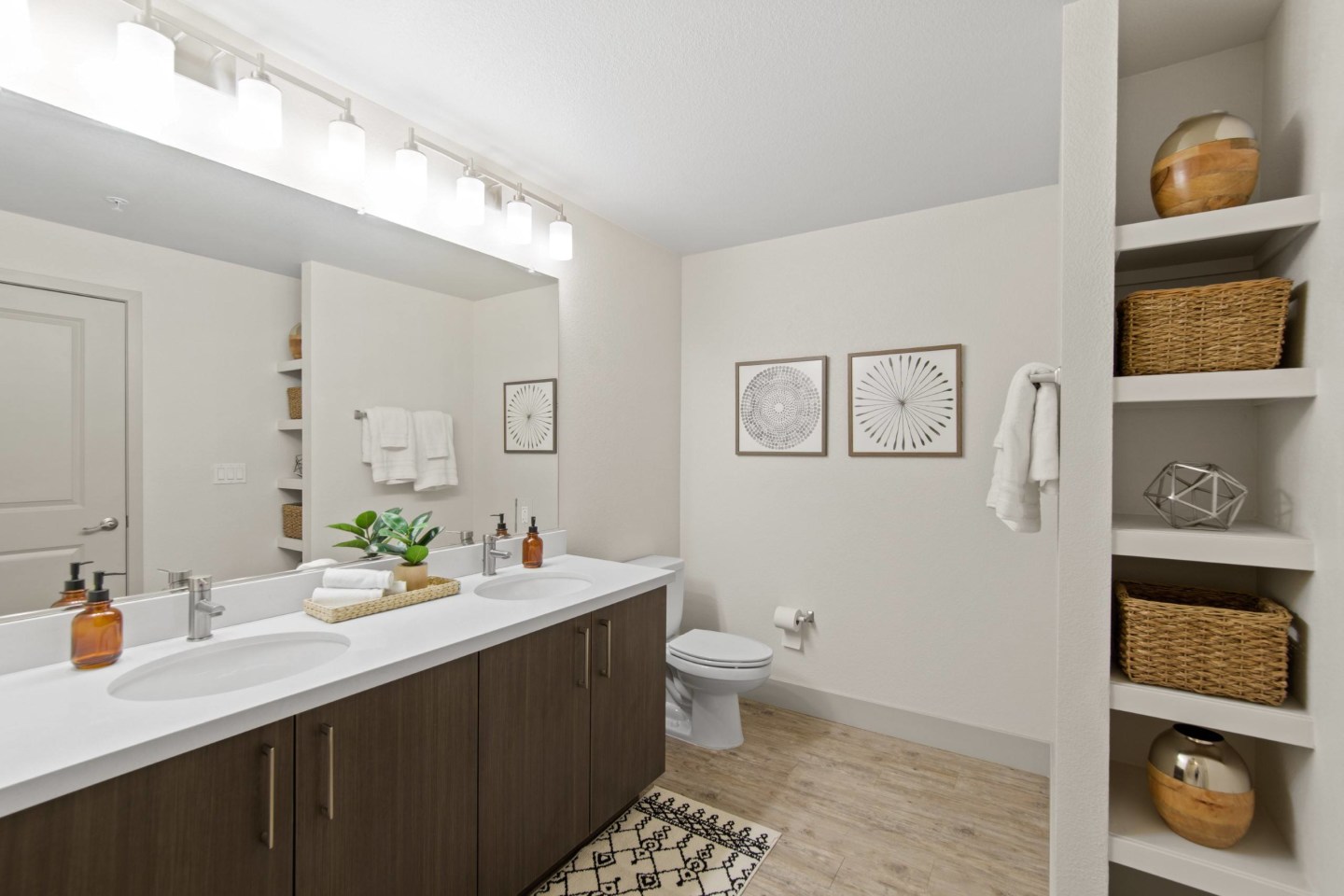 Aventine Apartments Image 11