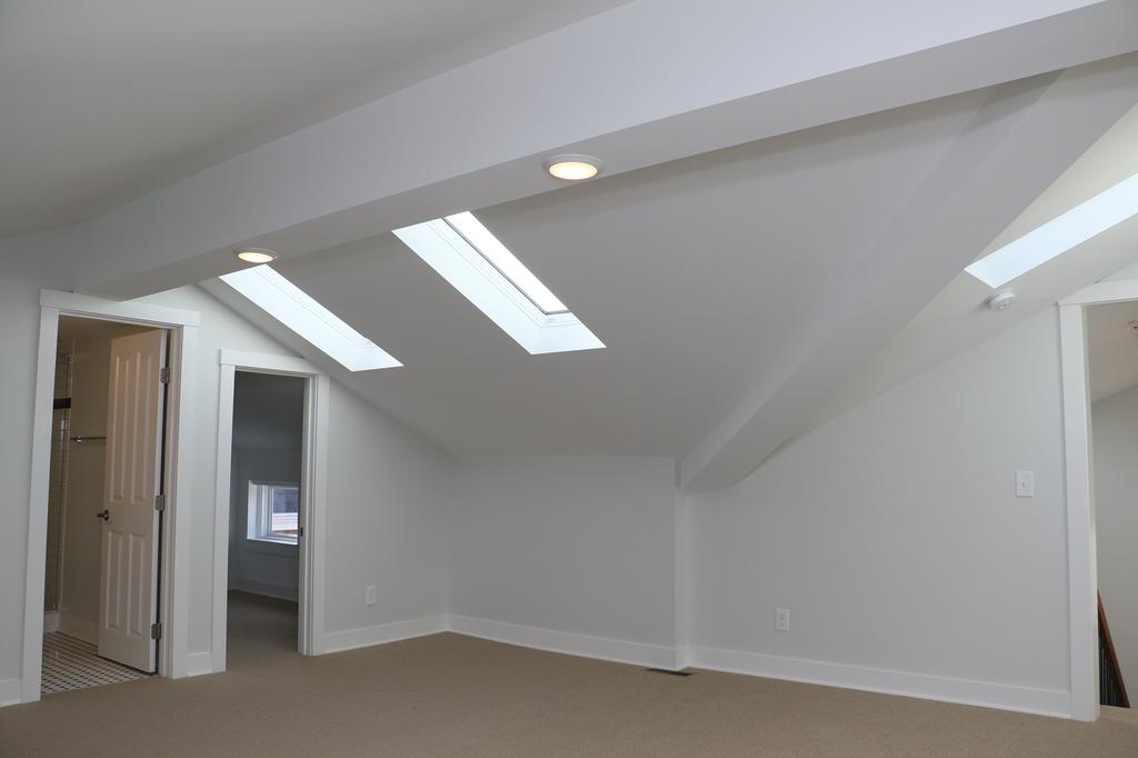 Hogan Building Image 3