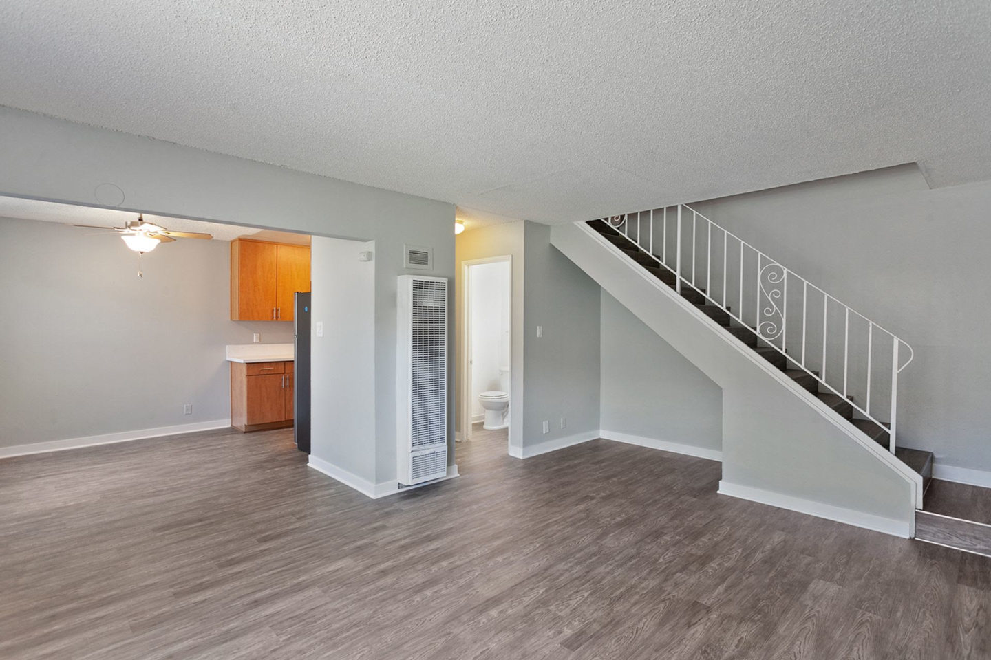 The Circle Apartments at Long Beach Image 1