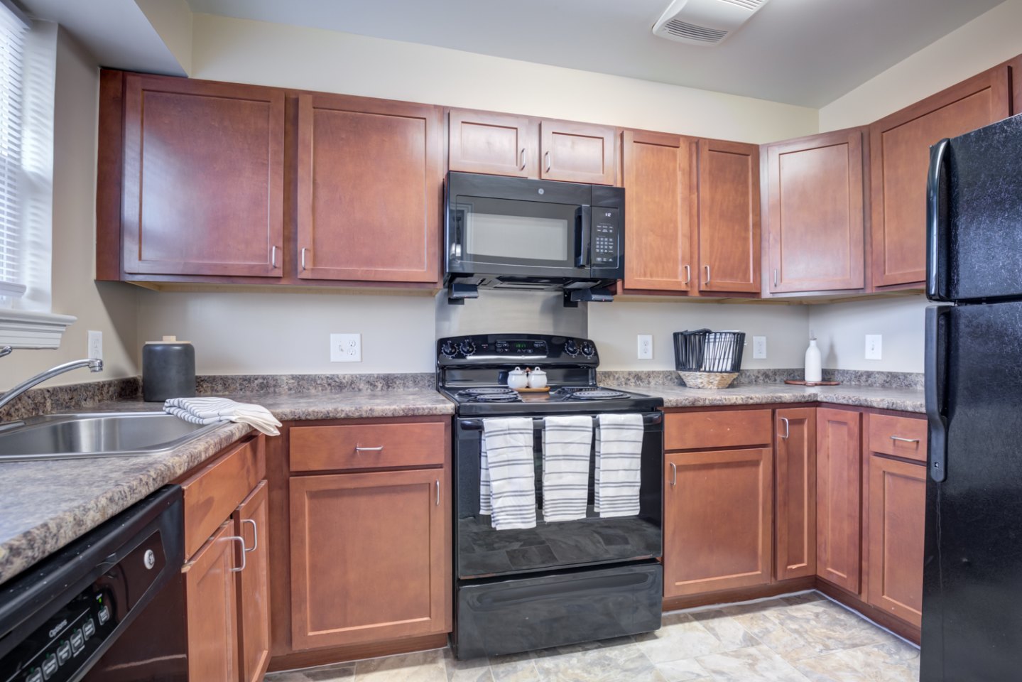 Arbor Heights Image 4