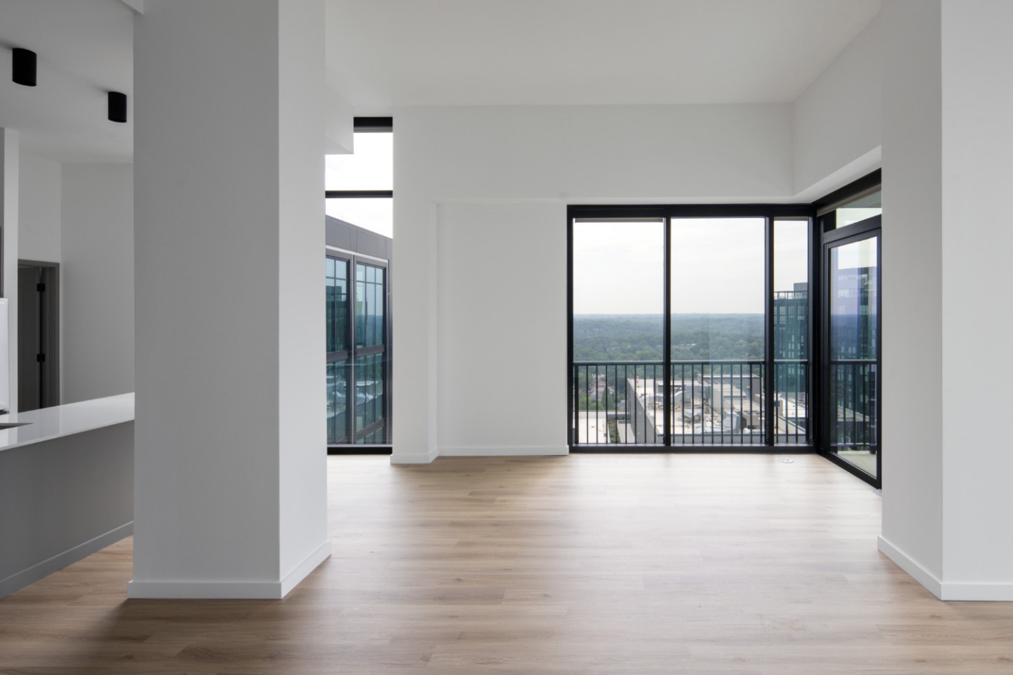Emmi Midtown Image 20