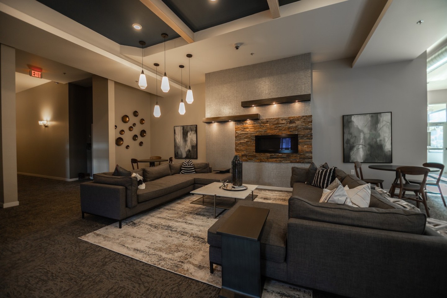 Phillips Avenue Lofts Image 15