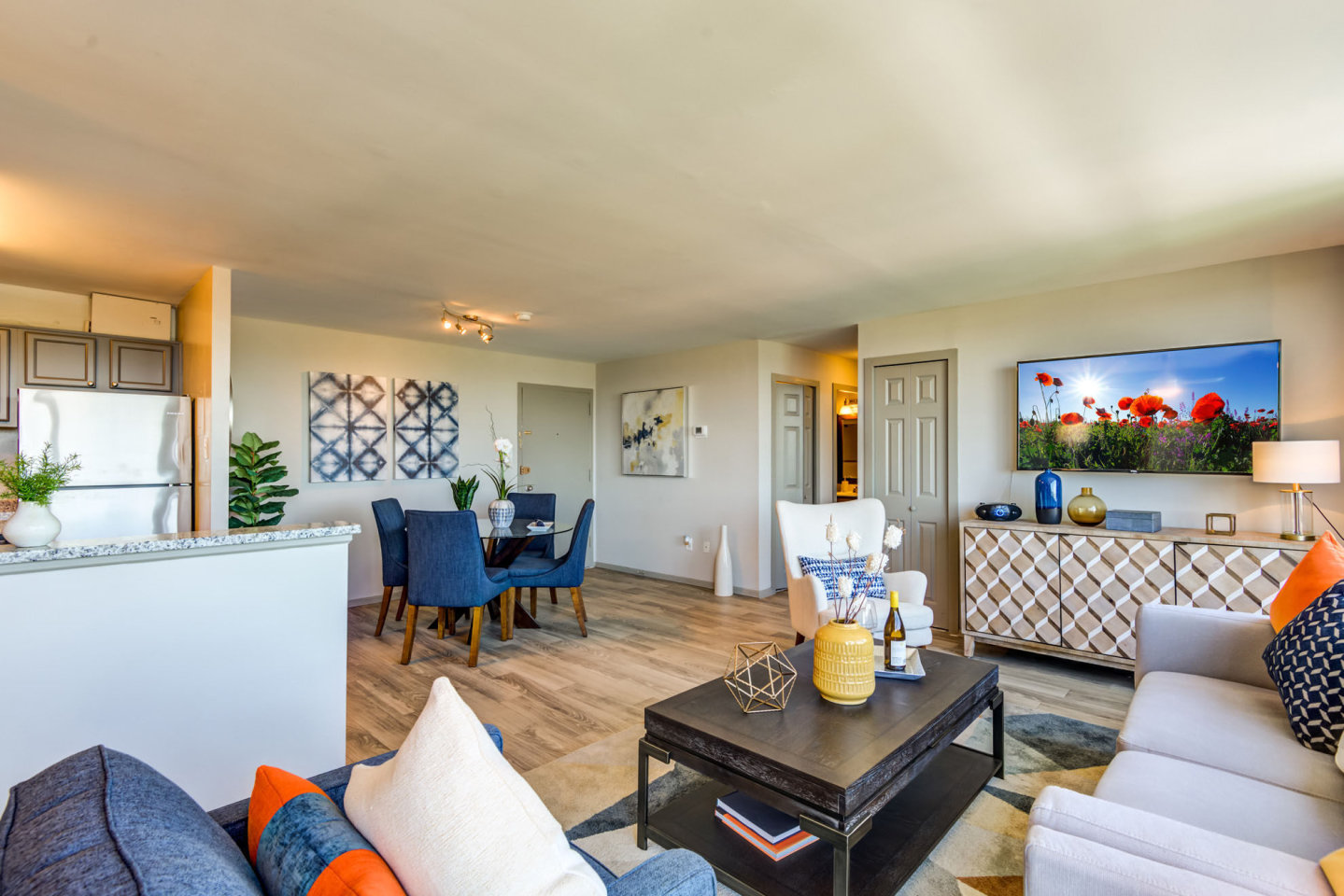 The Square at 511 Apartments - Affordable Housing Image 8