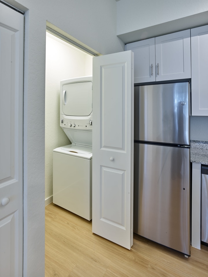 Gateway Luxury Apartments Image 15