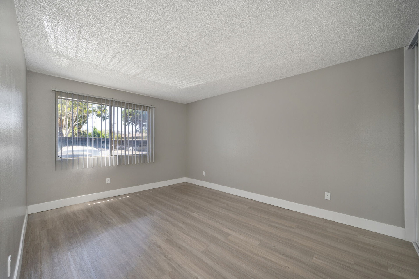 Pinewood Apartments Image 27
