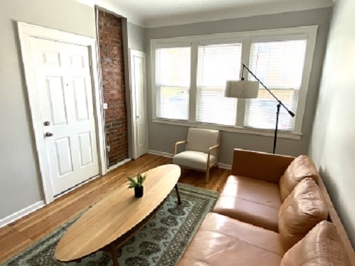 Baker Street Apartments Image 2