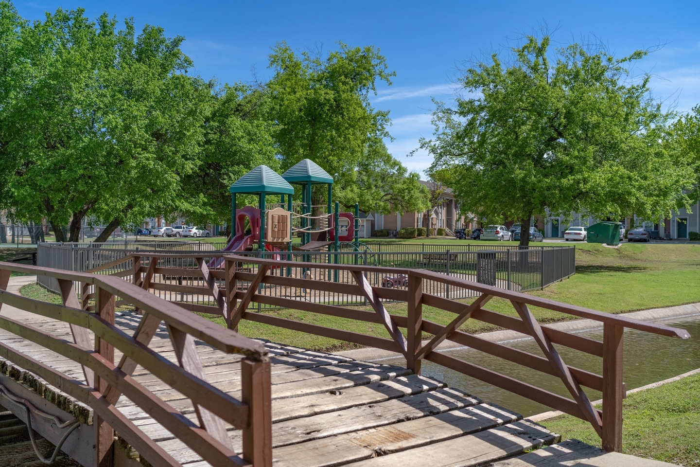 Brookwood Village Image 15