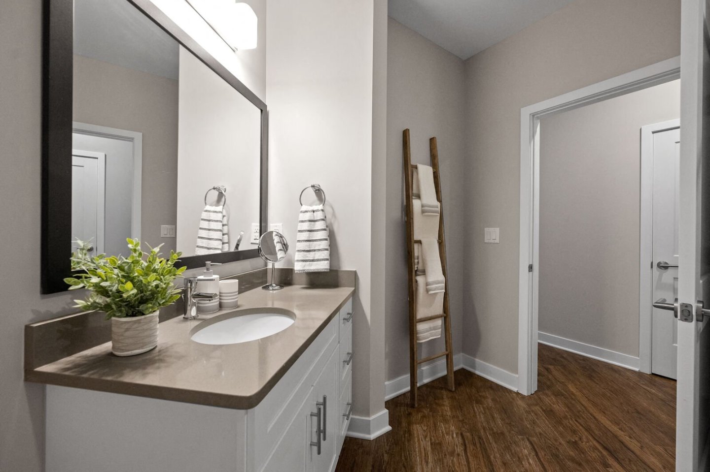 Hamilton at Eagleview Image 33