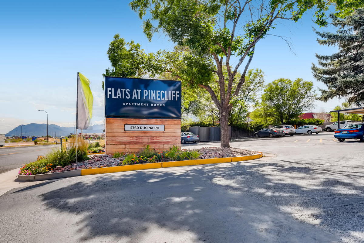 Flats at Pine Cliff Image 28