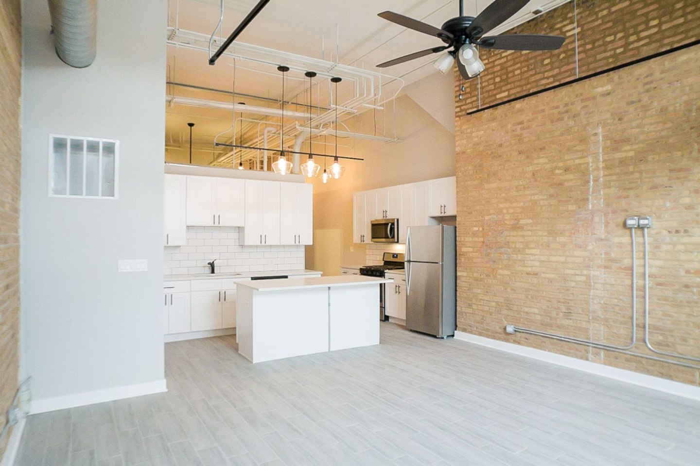 4433 West Fullerton Avenue Image 12