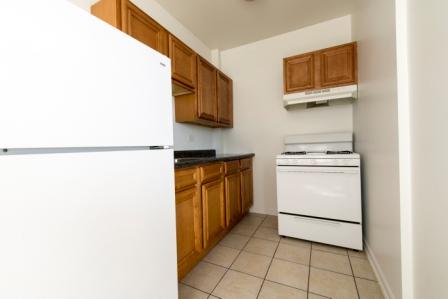 5948 W Superior Image 6
