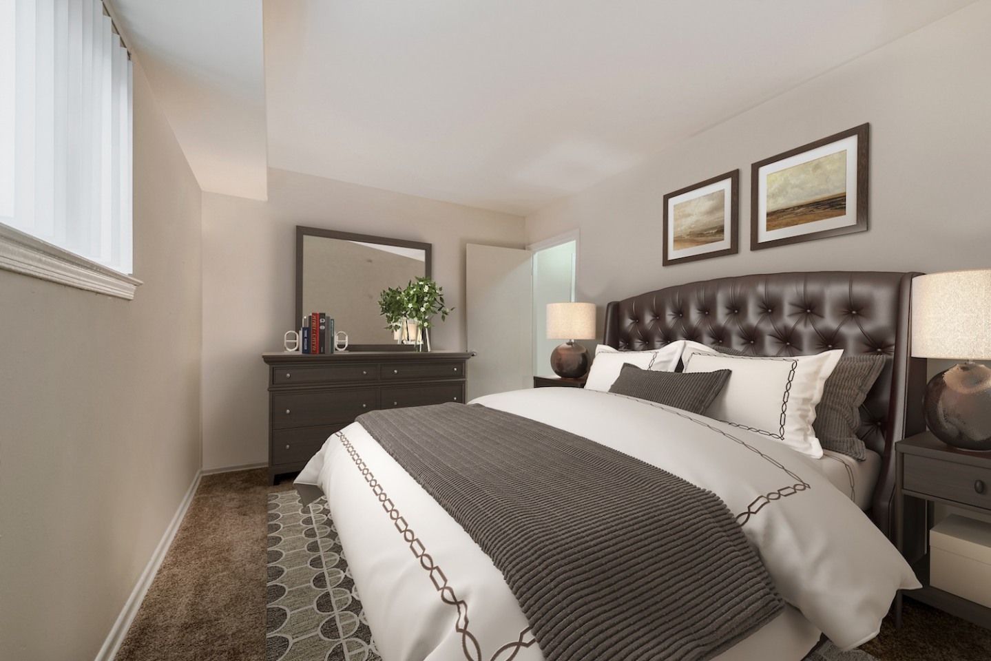 Fountain Club Apartments Image 3
