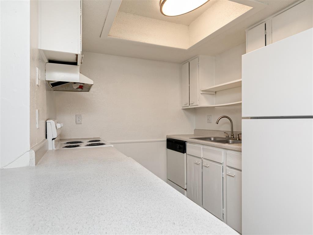 Monarch Villas Image 38