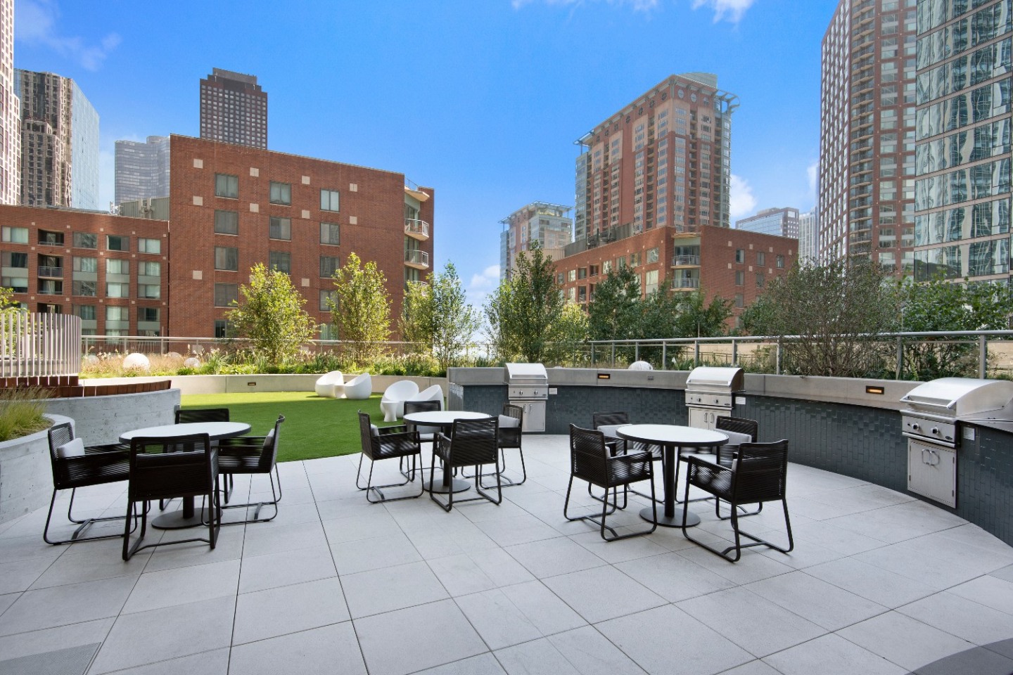 465 North Park Image 11