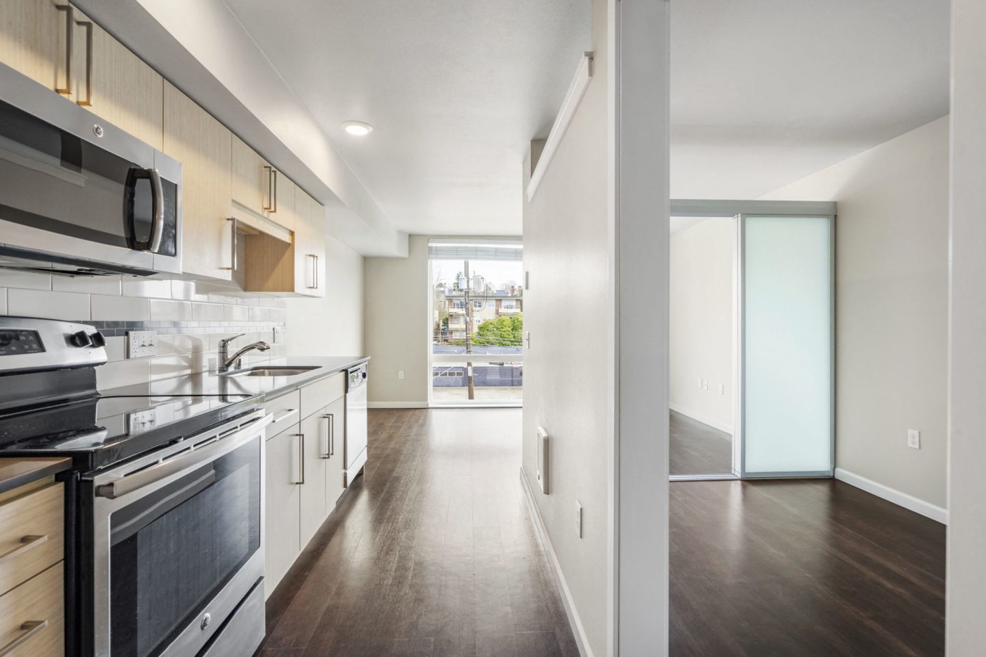 1711 Apartments Image 33